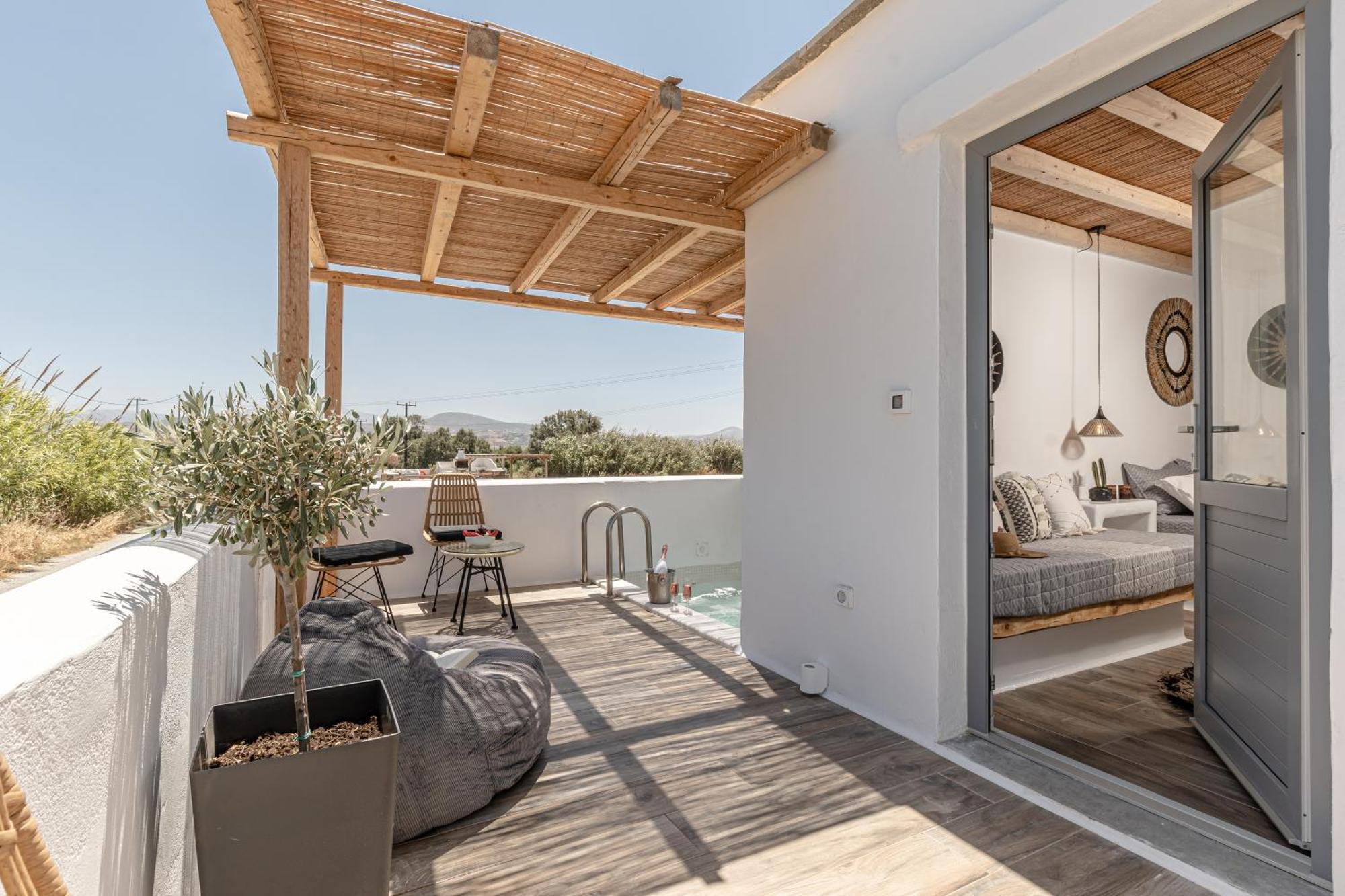 Naxos Finest Hotel & Villas Naxos City Room photo