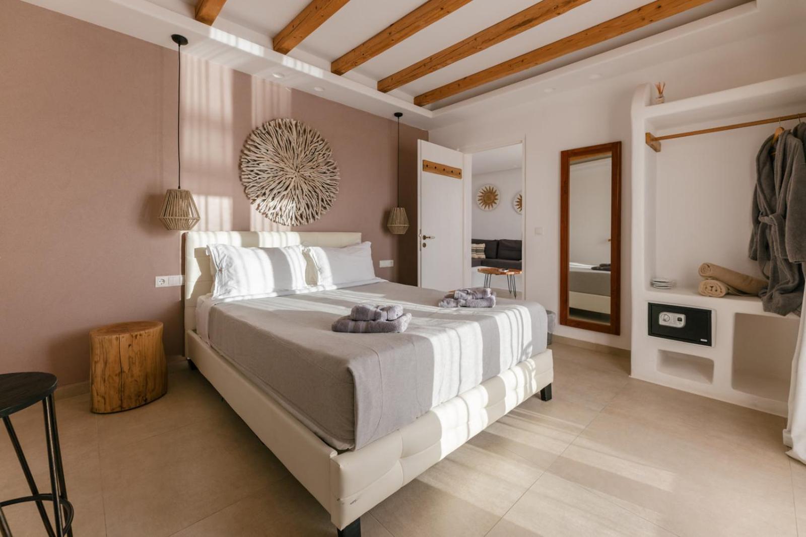 Naxos Finest Hotel & Villas Naxos City Exterior photo