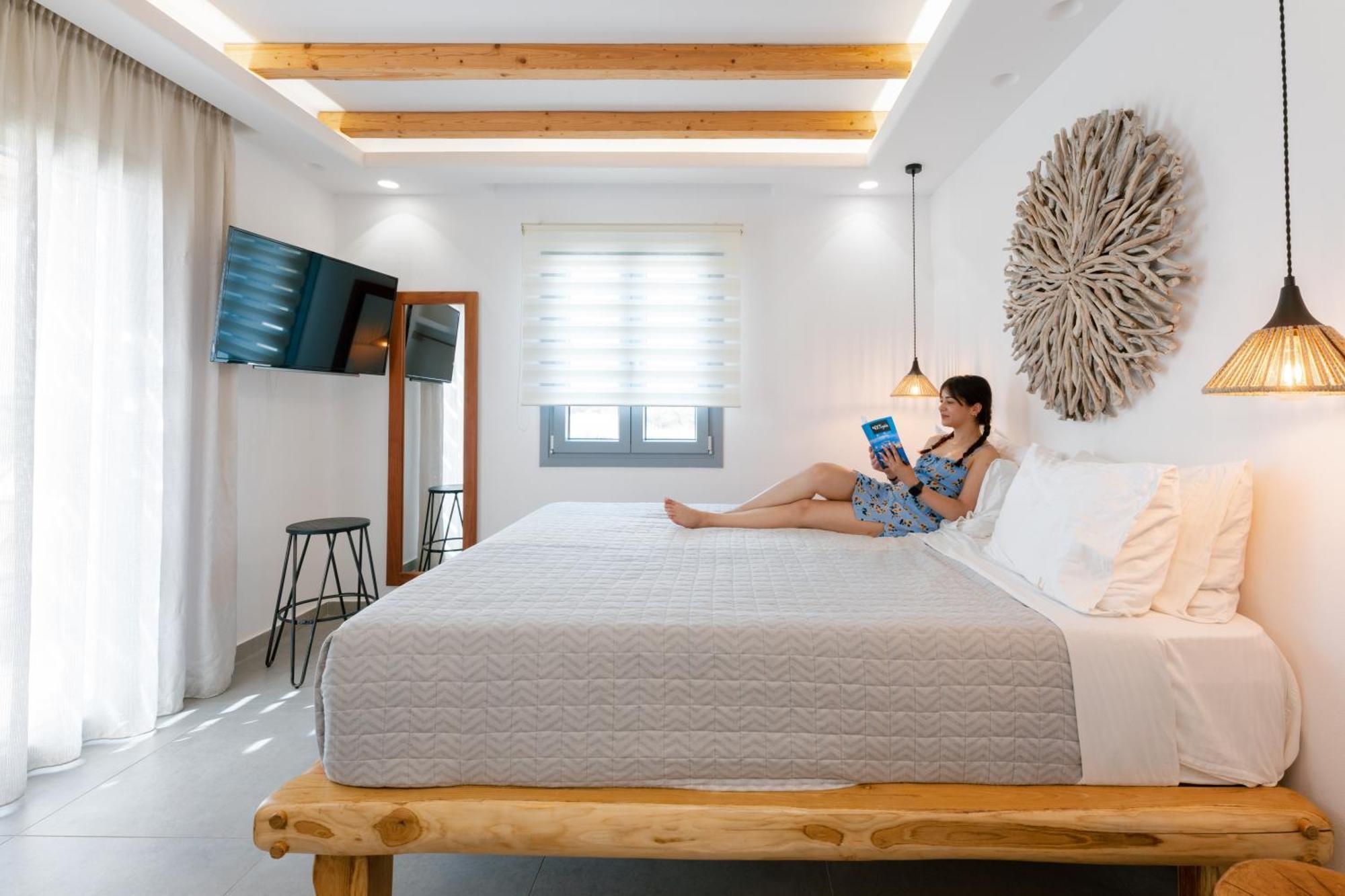Naxos Finest Hotel & Villas Naxos City Exterior photo
